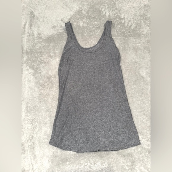 No Boundaries Gray Fitted Tank Top - Picture 1 of 3